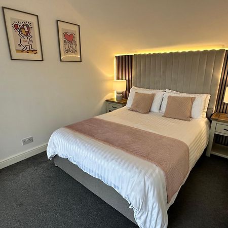 Waterside Mufc & Trafford Centre Townhouse 4 Bedroom Free Parking Манчестър Екстериор снимка