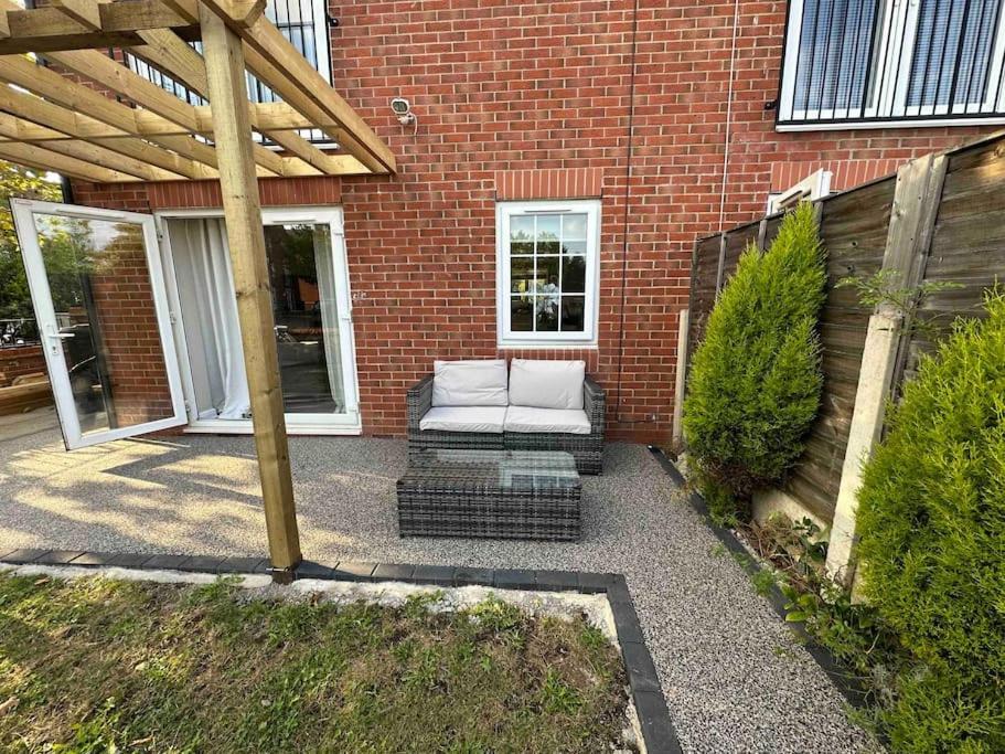 Waterside Mufc & Trafford Centre Townhouse 4 Bedroom Free Parking Манчестър Екстериор снимка